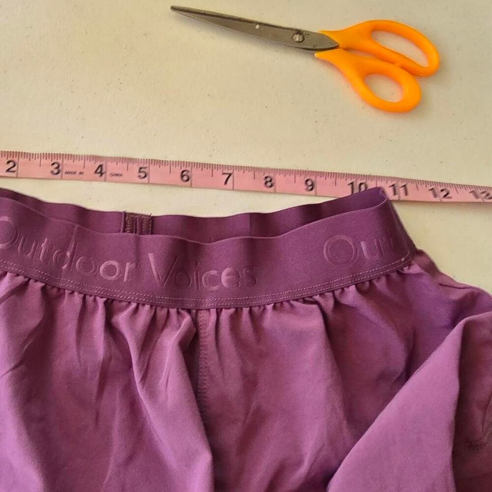 Outdoor Voices womens purple pink unlined athletic running shorts size XS - Picture 4 of 7